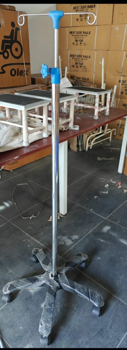 Drip Stand with Wheels - Image 2